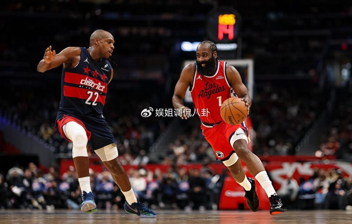 开云官方网站-快船险胜奇才取6连胜！哈登狂砍36分7板9助 小卡缺席全队5人上双|萨尔|詹姆斯·哈登|保罗·乔治|卡林顿|科林斯_新浪体育_新浪新闻