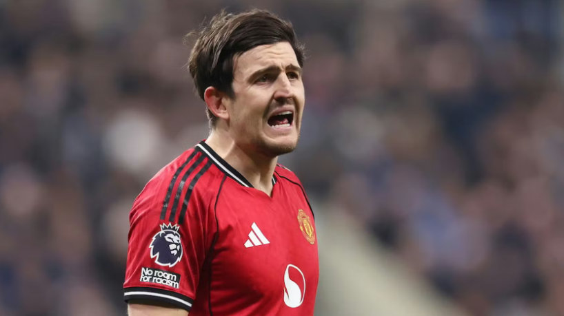 开云登录入口地址-马奎尔梦回巅峰:曼联3-1力克维拉,世界杯门票还有戏?